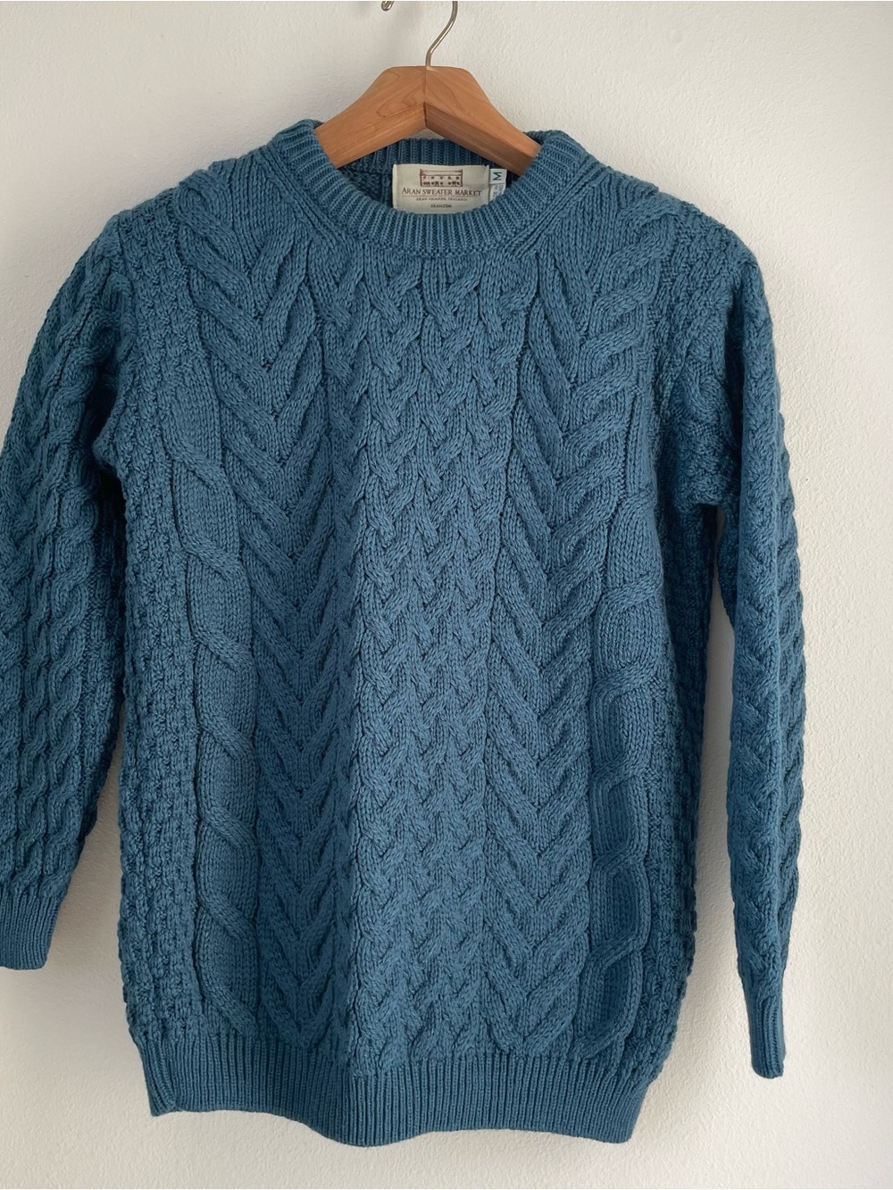 Aran Sweater Market Blue Merino Wool Cable Knit Fisherman Jumper M ~ Ireland